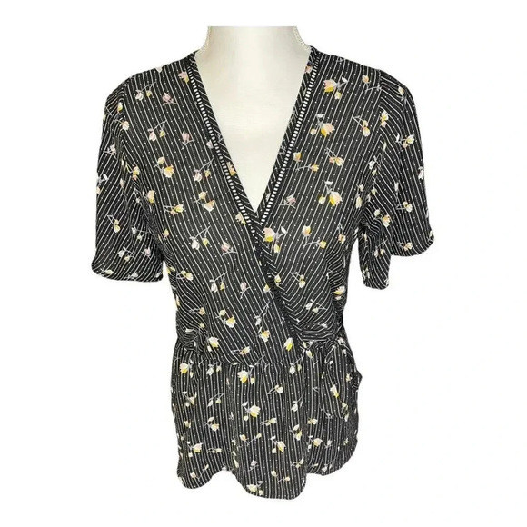 Sienna Sky black wrap blouse with tie‎ size small - Picture 1 of 6